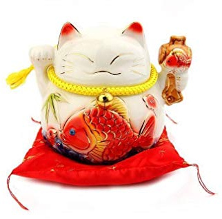 Gato Maneki Neko Japonais – Original diseño en Relieve – Fortune en la casa