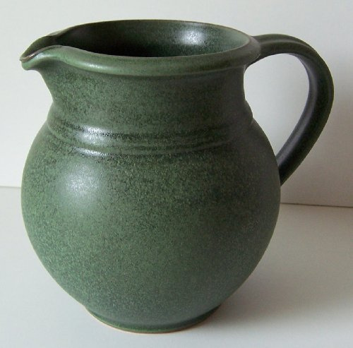 Töpferei Annett Fischer Krug handgetöpfert Höhe 19 cm Volumen ca. 1300 ml (grün)