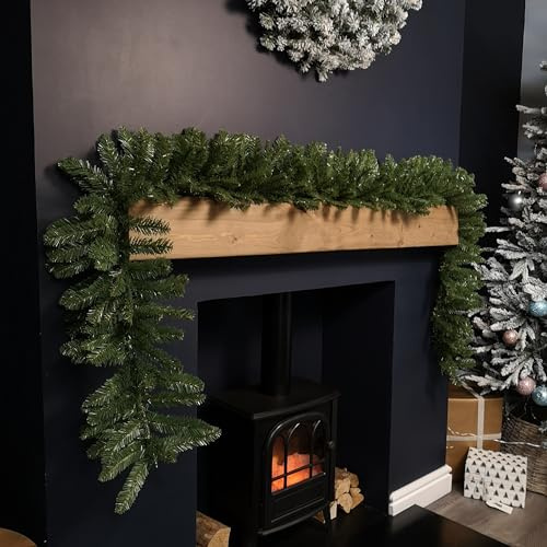 CHRISTMAS KATESON FIR GREEN GARLAND