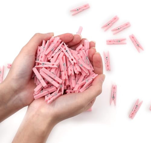 Pinces à Linge en Plastique Rose (100 Pièces)，Rose Grandes Pinces Multifonctions，Pince a Linge Solide,Pinces Antidérapantes sans Trace ，avec Panier de Rangement，Idéal pour Tous Types de Linge（3.4 CM）