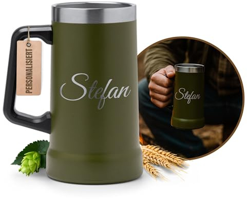 Kumpani Personalisierbarer Bierkrug aus Edelstahl – Schwarzer Thermobecher mit Henkel, doppelwandig isoliert, gravierbar – Geschenk für Männer & Frauen, 700ml (Ranger Green)