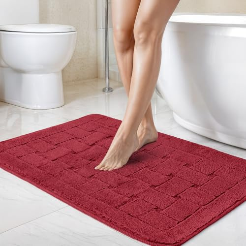 Emma Barclay Orkney Tapis de Bain Motif hachuré Bordeaux 45 x 75 cm