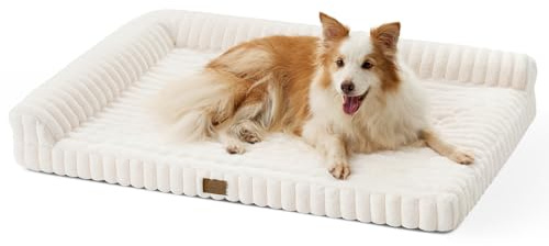 COZY KISS Cama Sofá Ortopédica para Perros Extra Grande XL, Sofá De Pelo Sintético Lavable para Perros Grandes, Cama Antideslizante con Cubierta Impermeable, Suave, Cálido, L, 112x81x18cm, Beige