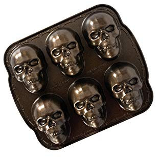 Nordic Ware Skull Cakelet Pan, 3D Cast Aluminium Bundt Tin, Bundt Cake Tin with Skull Pattern, Cake Mould, Bronze