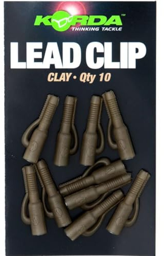 Korda Lead Clip Clay – 10 Stück Original Sicherheits-Bleiclip für Karpfenmontagen – Einstellbarer Safety Clip für Größe 8 Wirbel – Farbe: Ton