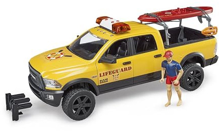 bruder 02506 - RAM 2500 Power Wagon Life Guard con figura, pagaia stand-up e modulo luci e suoni, servizio di salvataggio, bagnino