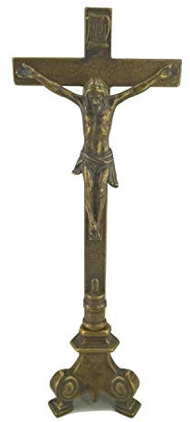 Handwerkskunst – Kreuz mit dreieckiger Basis aus Messing antik – Kruzifix 4