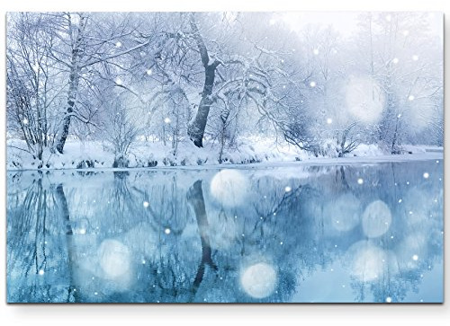 Paul Sinus Art Fotografie – Winterlandschaft mit Fluss und Schneefall - Leinwandbild 120x80cm