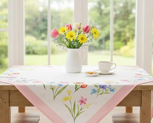 KAMACA Mitteldecke Blumenwiese – 80x80 cm Tischdecke für Frühling und Sommer – Florales Druck-Motiv für Haus und Garten – Waschbare Mitteldecke bunt mit rosa Rand