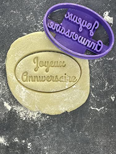 ELACE Emporte Pièce Joyeux Anniversaire Ovale - Moule Biscuit Emporte Piece Enfant - Formes Variées pour Biscuits, Gâteaux, Décorations - Idéal pour Cuisson, Artisanat, Enfants Dimension 9x6x1.5cm