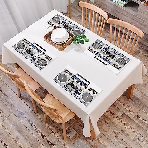 Platzset, Satz von 4 Platzsets,Hörlautsprecher Silber Radio Boom Box Kassettentechnologie Dj Vint,Gewebte Vinyl-Tischsets, waschbare und langlebige Tischsets, Tischsets für den Innen- und Außenbereich