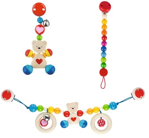 goki 6636 - baby Set Herzbär, buntes und 3 teiliges Geschenkset inkl. Kinderwagenkette, Schnullerkette und Clip, alle Artikel Made in Germany und aus Holz, ideal für Kleinkinder ab der Geburt