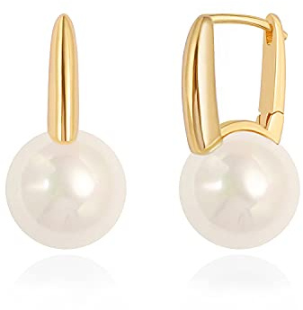 Aobei Pearl 18K Gold Plated Leverback Hoop Handpicked White Round Shell Pearl Drop Dangle Earring for Women Minimalist Simulated Pearl Ear Jewelry for Wedding Bridesmaids Gift
