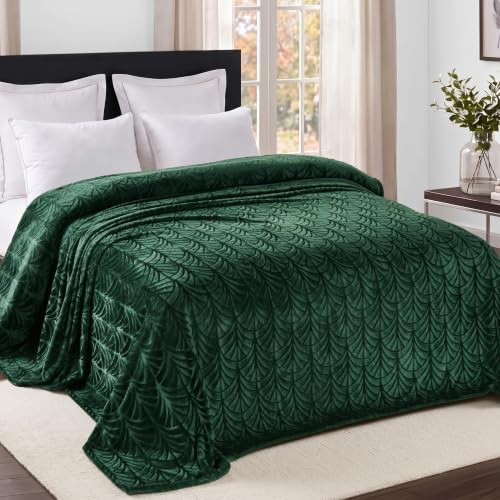 Whale Flotilla Soft Flannel Fleece Blanket Queen Size for Bed Emerald Green