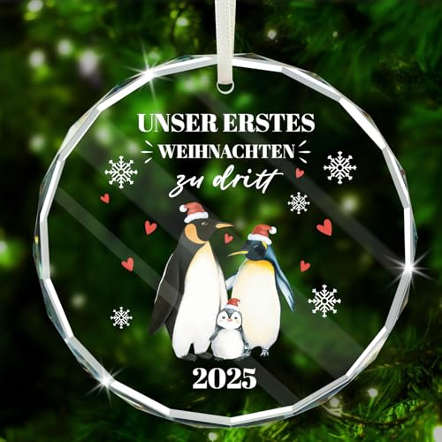 DPKOW Weihnachtskugel 2025 Unser erstes Weihnachten zu dritt Geschenk Christbaumschmuck erstes Weihnachten Baby Familie Weihnachtsbaum Deko, Glass Christbaumkugel mit Box, Weihnachtsdeko