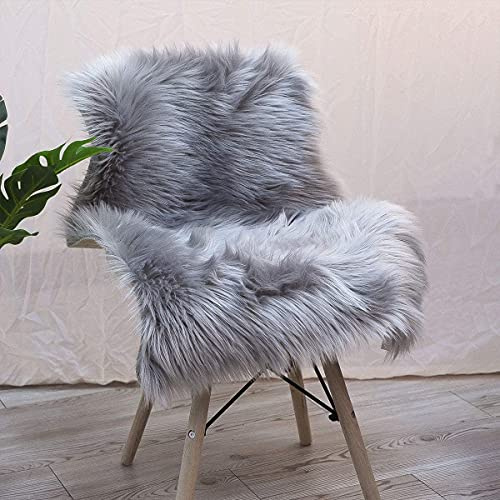 Faux Lammfell Schaffell Teppich, HLZDH Kunstfell Dekofell in Super weich Lammfellimitat Teppich Longhair Fell Optik Nachahmung Wolle Bettvorleger Sofa Matte (120 X 75 cm, Grau)…