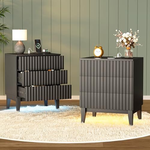 Gurexl LED Nachttisch 2 er Set mit Ladefunktion und 3 Schubladen,Gestreiftes Nightstand aus Holz mit USB & Type-C,Modern Bedside Table mit Bewegungsmelder für Schlafzimmer,Wohnzimmer,Büro,Schwarz
