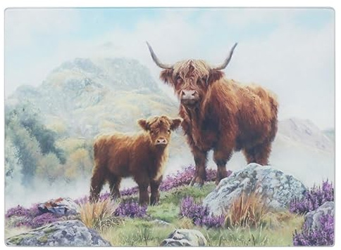 The Leonardo Collection Highland Cow Cutting Board for Home & Restaurants | Durable & Printed Chopping Boards for Kitchens | Washable Plastic Chopping Assitance for Everyday Use