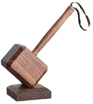 Black walnut wood creative bottle opener, wooden stress-relieving hammer-style office desk decoration, beer bottle opener. A wooden multi-functional bottle opener, personalized desktop decoration.