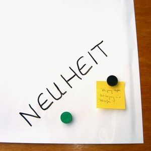 magnets4you - Whiteboardfolie, selbstklebend | 1000x600x0,4mm | magnethaftende und beschreibbare Folie | weiß | Haftgrund für Magnete