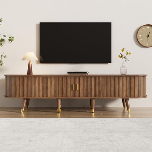 TV-Schrank mit Rattan-Schiebetür – Lowboard Walnussoptik Landhausstil, Fernsehtisch aus MDF mit Schublade, Offenen Fächern & viel Stauraum, Wohnzimmer Medienmöbel Rustikal (175 L x 38 B x 45 H)