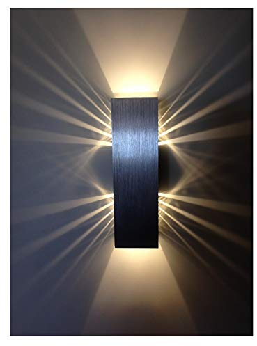 SpiceLED Wandleuchte | ShineLED-6 | Schalter | 2x3W Warmweiß | hell silbernes Gehäuse | Schatteneffekt | High-Power Wandlampe