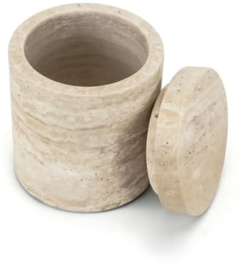 Artisanal Abode Runde Travertin-Dose mit Deckel, 9 x 9 x 10,5 cm, Beige | Runde Travertin-Dose mit Deckel für Wattepads, Zahnseide-Picks, Schmuck und kurze trockene Badartikel.