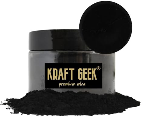 KRAFT GEEK Polvere di mica premium Jet Black 50 g. Colorante in polvere per pigmenti di resina epossidica Coloranti naturali per saponi, candele, melma, bombe da bagno, trucco, unghie, tessuti, tintur