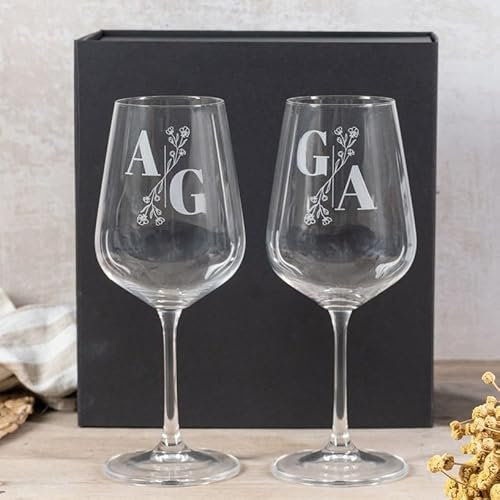 Wanapix | Calice di Vino Personalizzato | Con Scatola Regalo | Set da 2 | Bicchiere da Vino | Cristallo di Boemia | Inciso al Laser | 45 cl | Regalo originale | Iniziali