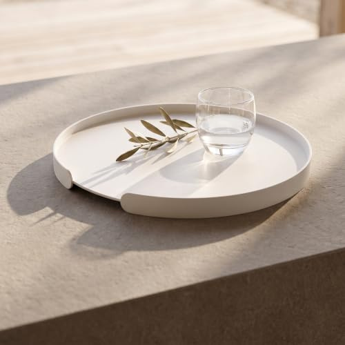 Rundes Serviertablett Ø 30 cm aus Aluminium, pulverbeschichtet & wetterfest – kompakt mit umlaufender Reling, für Küche, Wohnzimmer, Balkon & Terrasse – Milo (Weiß)