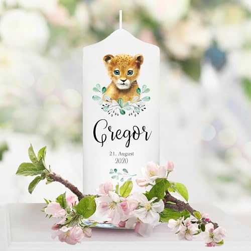 Wandtattoo Loft Taufkerze Junge personalisierte Patenkerze, Motiv mit Löwen Baby, 18cm x 7cm, personalisierte Kerze, bedruckte Kerze Taufe, Stumpenkerze, Geburtskerze, Taufgeschenk