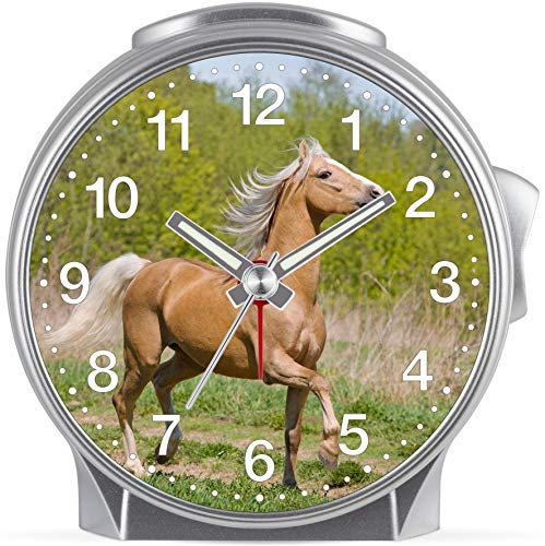 SELVA Eurotime Kinder Wecker für Mädchen mit Pferde-Motiv, Kunststoffgehäuse und Kunststoffglas, geräuscharmer Wecker, kein Ticken, mit Licht und Weckwiederholung, 29605-07