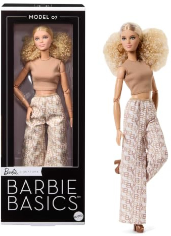 Barbie Basics Muñeca Modelo 07 de Moda para coleccionistas con Melena Rubia y Pantalones Blancos con Estampado, Ropa Intercambiable con Otras muñecas y Cuerpo articulado, JJX26
