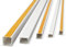 LION Electric Canaleta para cables, cinta adhesiva blanca 25 x 25 mm, 12 x 1 m, compartimento para cables para ocultar cables, listón de cables con cinta adhesiva de espuma para escritorio, pared,