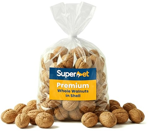 Superpet Premium Walnuts in Shell, Squirrel and Parrot Food, High-Energy Natural Unsalted Nuts, Bird Food for Garden Wildlife, Enrichment Whole Nuts in Shells (0.5kg)