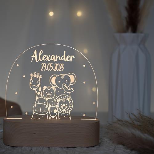 Kidsmood Nachtlicht für Babys mit Wunsch Namen - Personalisiertes Stilllicht & LED Nachttischlampe Kinderzimmer, dimmbar – Geschenk zur Geburt, Taufe & Geburtstag für Mädchen & Jungen [Safari Squad]