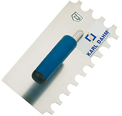 Karl Dahm Frattazzo Dentato con Impugnatura Morbida I Frattone in Acciaio Inox con Tacche Rotonde 20/20 mm I Frattazzo con Impugnatura Ergonomica Morbida I Facile Stesura di Strati Adesivi – 11638