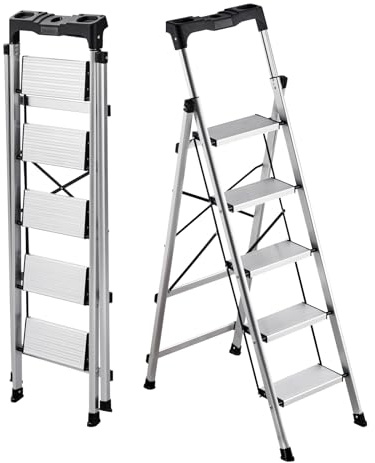 VEVOR Scaletta Pieghevole Salvaspazio con 5 Gradini con Ampio Pedale Antiscivolo e Impugnatura Comoda, Scala a Pioli Portatile in Alluminio con Capacità di 150 kg, Multiuso per Cucina, Magazzino