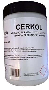 Adhesivo en pasta, listo al uso para la fijación de cerámica y mosaico. Envase de 1 KG.