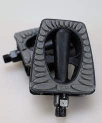 Neco WP108-1 Mango Cruiser Company Bike Pedals 9/16 inch with Reflectors Rubber Top Comfort Bicycle