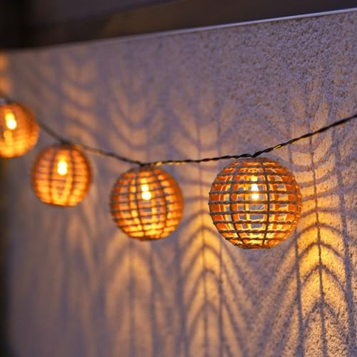 Festive Lights 10 LED Solar Rattan Boule Guirlande Lumineuse Blanc Chaud 2,25m Boule Éclairage de Jardin pour Extérieur Guirlande Lumineuse Solaire Panier Résistant aux Intempéries Lampes Solaires
