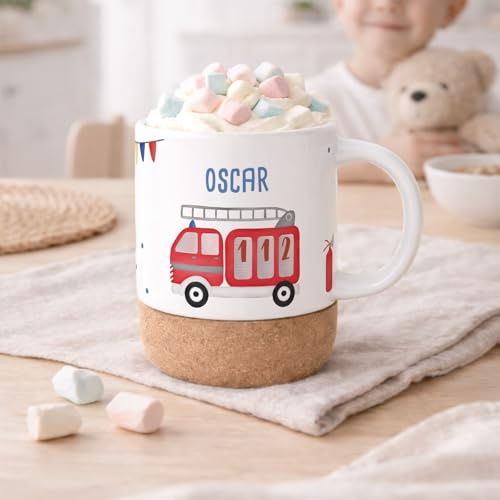 hellomini Personalisierte Tasse mit Korkboden für Kinder, Kindertasse mit Wunschdruck, Kinderbecher mit Namen, Geschenk zum Geburtstag, (Feuerwehr)