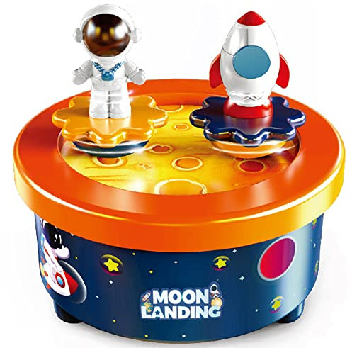 WEofferwhatYOUwant Caja de Música Espacial Infantil – Astronauta y Cohete Giratorios – Melodía Fly Me to the Moon – Sin Pilas – Tarta Cumpleaños – Regalo Niños Navidad Fiesta Decoración Lunar