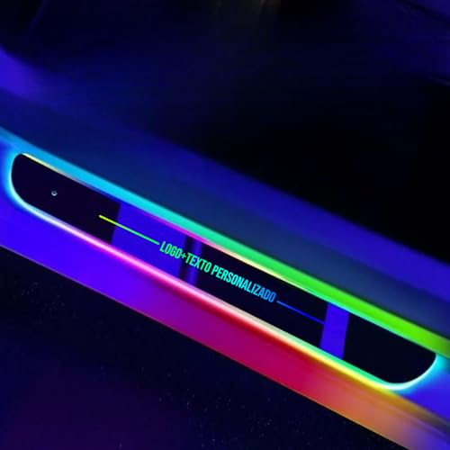 LINMQIU Lampe de seuil de Voiture LED avec Logo/Texte, Lampe de Bienvenue personnalisée, (7 Couleurs 12 Modes-USB Chargeable-Auto), Cadeau pour Hommes et Femmes