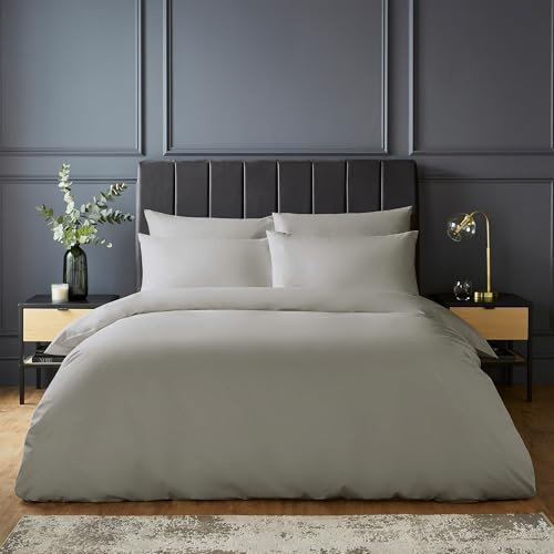 Silentnight Pure Cotton Duvet Set - Luxurious Cool Soft Touch 200 Thread Count - Button Fastening - Breathable 100% Cotton Quilt Cover + Pillowcase Bed Set - Machine Washable, Light Grey, Double