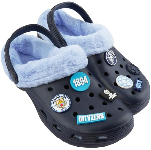 MANCHESTER CITY F.C. Clogs Mens Winter Fleece Lining & Removable Charms, Teens Garden Shoes Slip On Strap, Gifts for Men (7 UK, Blue)