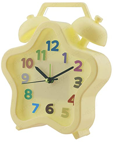 NEWTOP Orologio Sveglia Beep Colorata Stella in Plastica Allarme Tasto ON OFF Movimento al Quarzo Silenzioso Continuo da Tavolo Comodino Analogica Senza Ticchettio per Bambini Adulti (Gialla)