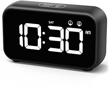 HOMVILLA Digitaler Wecker, LED Digital Wecker Spiegel Tischuhr USB Wiederaufladbar Reisewecker mit 2 Alarmen/Snooze/Nickerchen Zeit/Sprachsteuerung Funktion, 4 Helligkeit