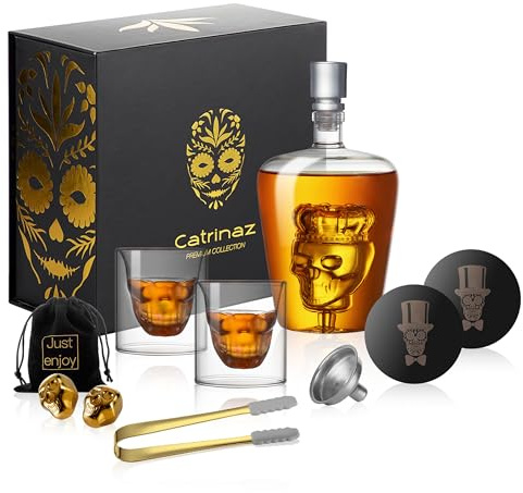 Catrinaz® - Whisky Dekanter - Luxus Whisky Dekanter Set -1L- Totenkopf - Premium Qualität - Inkl. 2 goldene Whiskysteine ​​– 2 Whiskygläser – 2 einzigartige Untersetzer – luxuriöse Geschenkbox
