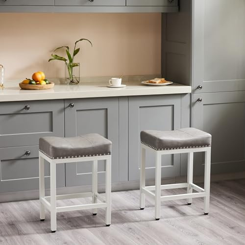 DUMOS Saddle Bar Stools Set of 2, 24 Inch Counter Height Stools with Curved PU Leather Surface, 3.7 Thick Upholstery Bar Height Stools with Footrest for Kitchen Island, Dining, Cafe, Gray